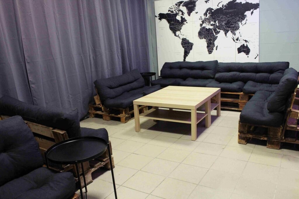 Lava floor lounge area in Vilnius with sofas